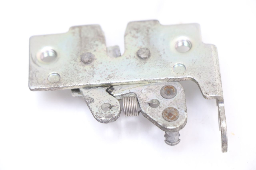 photo de CERRADURA DE ASIENTO PIAGGIO XEVO - X EVO 125 (2007 - 2017) - Detalle de la pieza