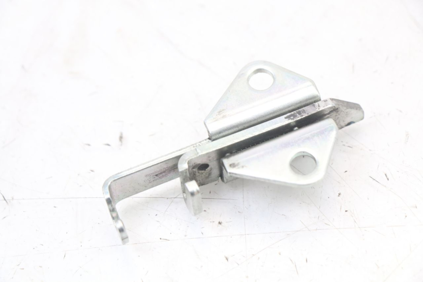 photo de CIERRE ASIENTO HOOK YAMAHA XJ6 ABS 600 (2008 - 2016) - Otra perspectiva