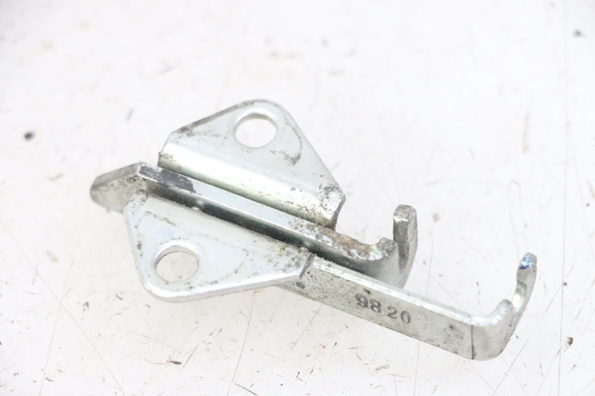 photo de CIERRE ASIENTO HOOK YAMAHA XJ6 ABS 600 (2008 - 2016) - Detalle de la pieza