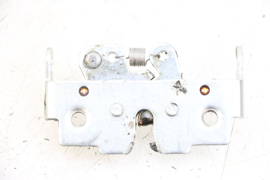 photo de CIERRE ASIENTO HOOK YAMAHA NEO'S NEOS 2T EASY 50 (2013 - 2016) - Zoom estado de uso