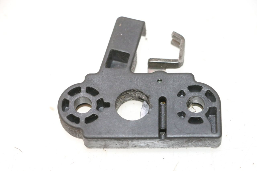 photo de CERRADURA DEL ASIENTO YAMAHA YP MAJESTY 125 (1998 - 2001) - Zoom estado de uso