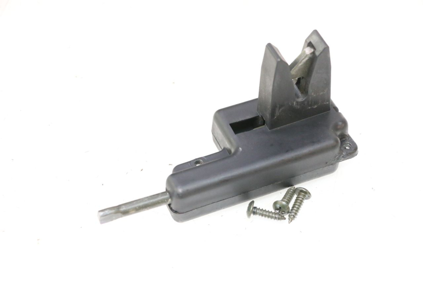 photo de CERRADURA DEL ASIENTO PIAGGIO ZIP 2T 50 (2009 - 2019) - Vista principal
