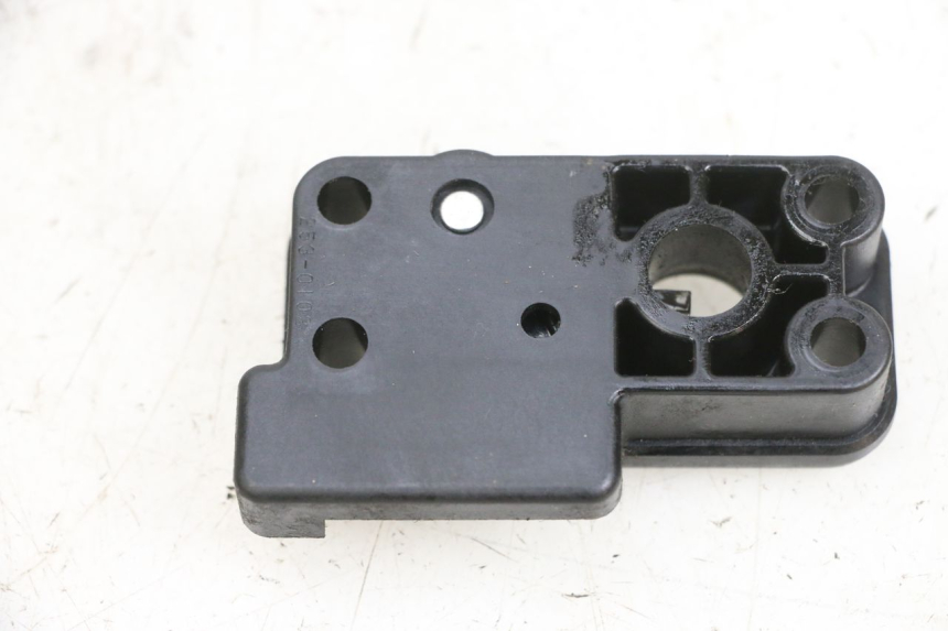 photo de CIERRE ASIENTO HOOK KAWASAKI ZR 7 750 (1999 - 2004) - Zoom estado de uso