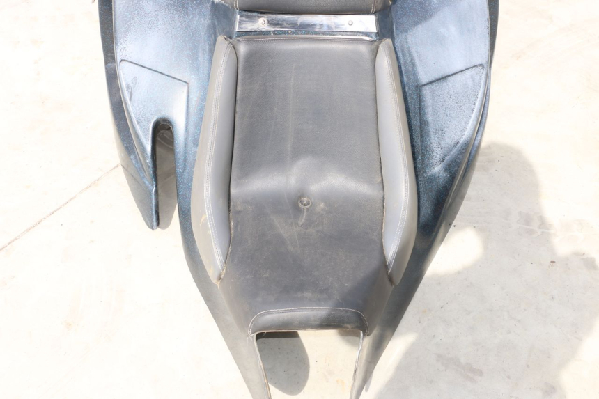 photo de ASIENTO Y CARENADO TRASERO BOOM TRIKE FUN 500 (2004 - 2010) - Primer plano de alta resolución