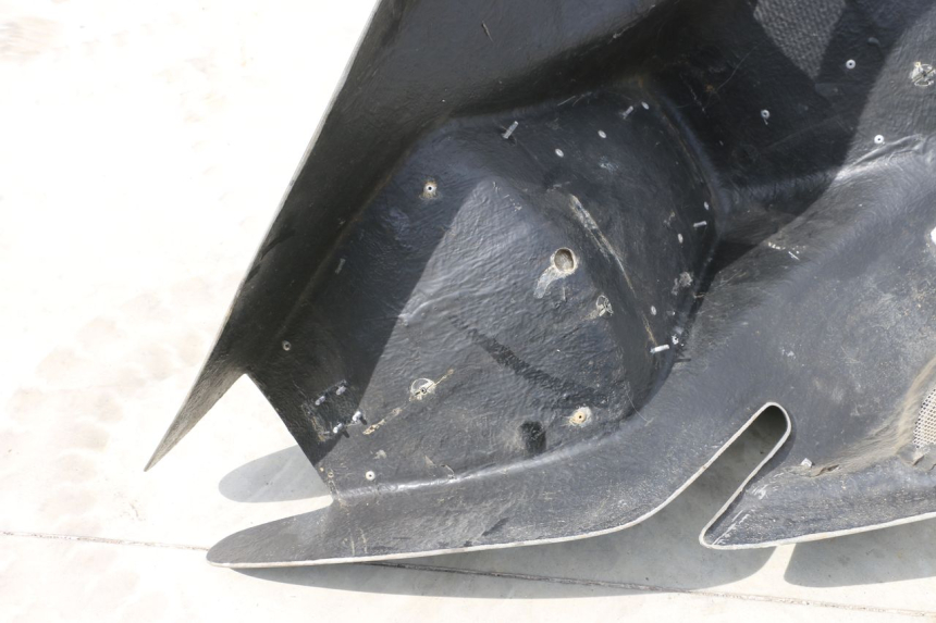 photo de ASIENTO Y CARENADO TRASERO BOOM TRIKE FUN 500 (2004 - 2010) - Estado de la superficie y material