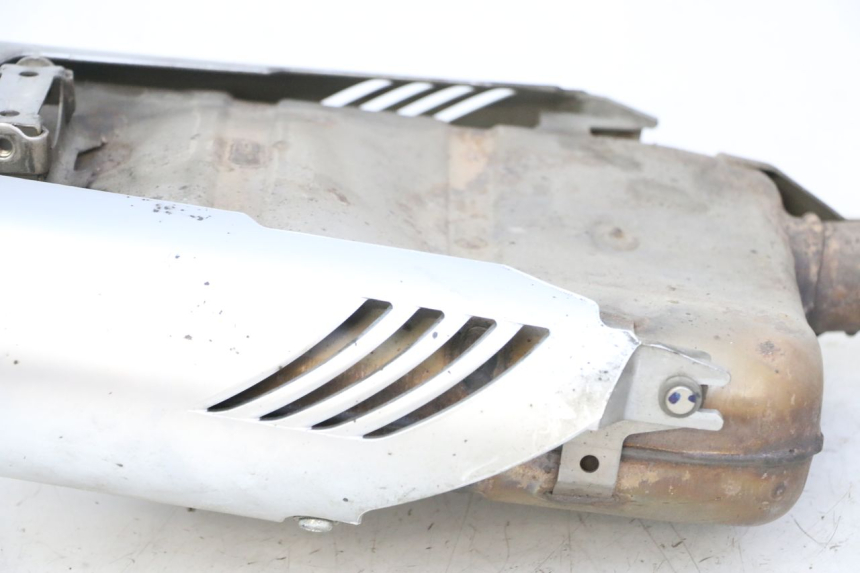 photo de ESCAPE YAMAHA FZ6 FAZER S2 600 (2007 - 2011) - Inspección visual detallada