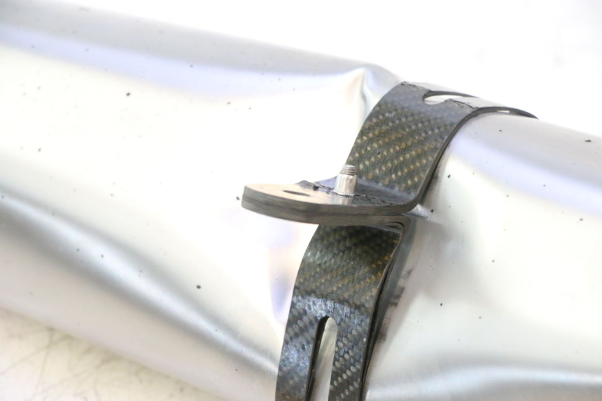 photo de ESCAPE YAMAHA FZ8 800 (2010 - 2016) - Enfoque en la estructura