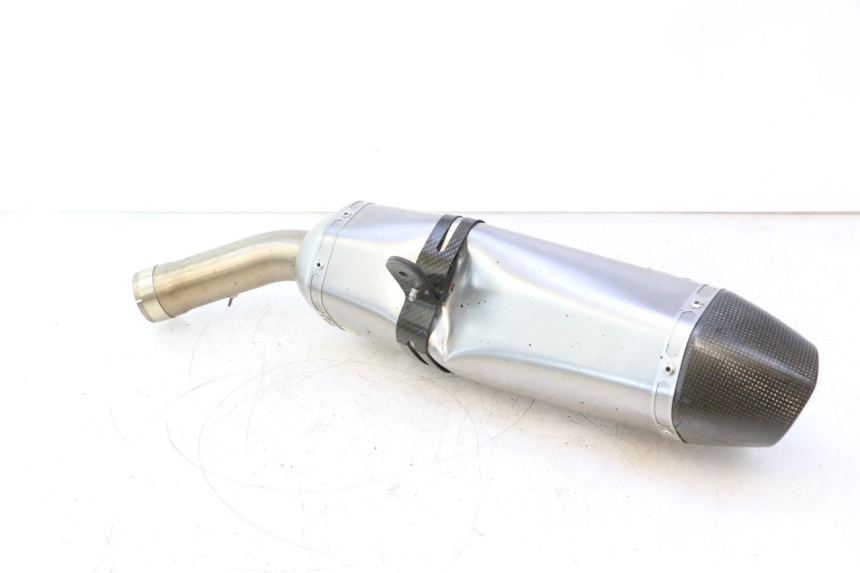 photo de ESCAPE YAMAHA FZ8 800 (2010 - 2016) - Detalles de los puntos de fijación