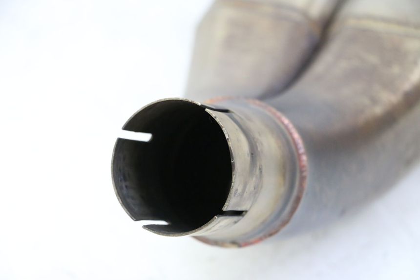 photo de ESCAPE SUZUKI GSR 750 (2011 - 2017) - Características distintivas