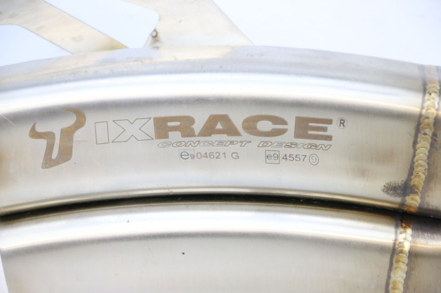 photo de ESCAPE SUZUKI GSR 750 (2011 - 2017) - Enfoque en la estructura