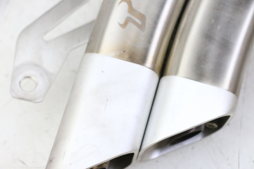 photo de ESCAPE SUZUKI GSR 750 (2011 - 2017) - Otra perspectiva