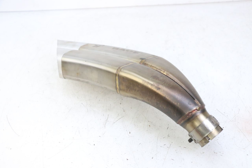 photo de ESCAPE SUZUKI GSR 750 (2011 - 2017) - Primer plano técnico