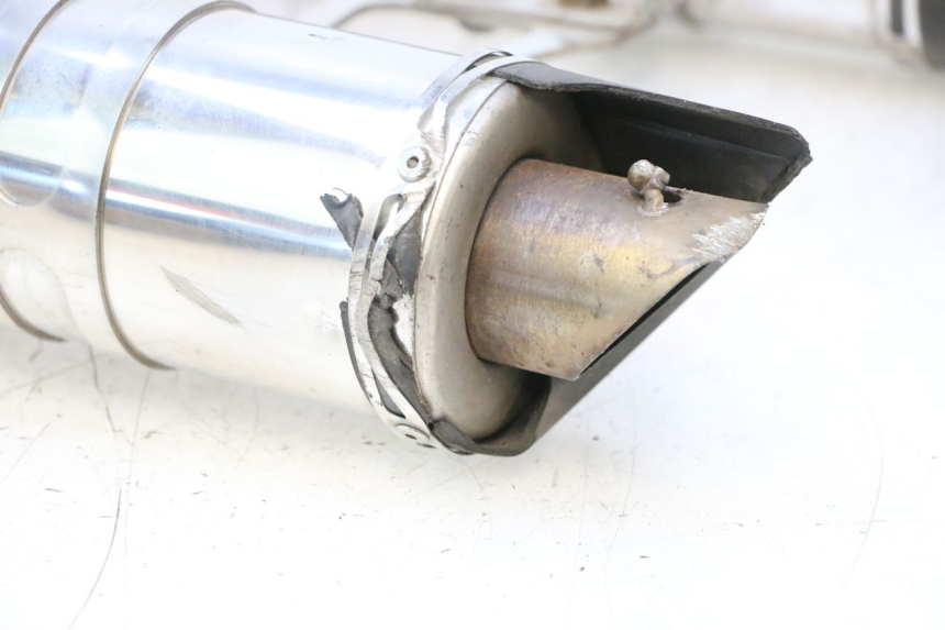 photo de ESCAPE SUZUKI GSR 600 (2005 - 2012) - Zoom calidad de ocasión