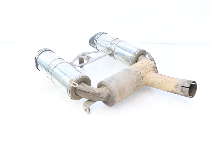 photo de ESCAPE SUZUKI GSR 600 (2005 - 2012) - Primer plano técnico