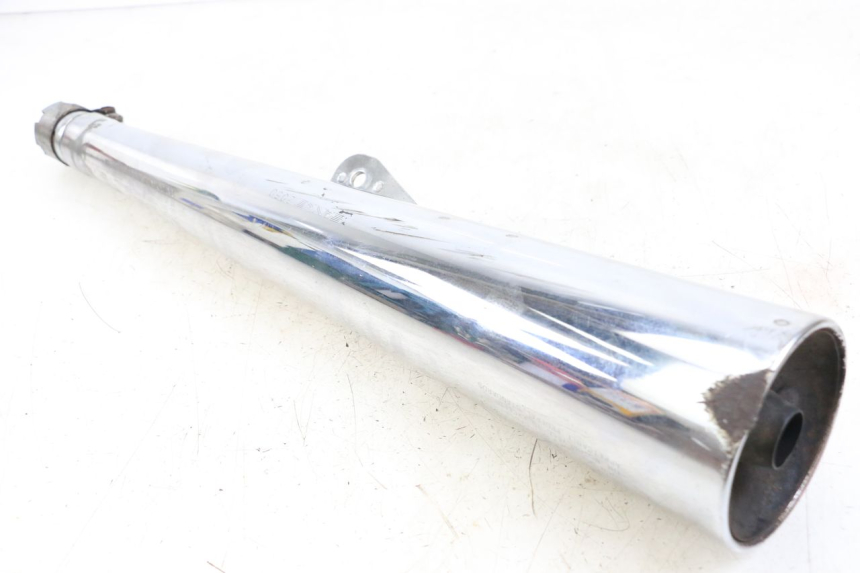 photo de ESCAPE SUZUKI GSX E 250 (1982 - 1983) - Detalles de los puntos de fijación