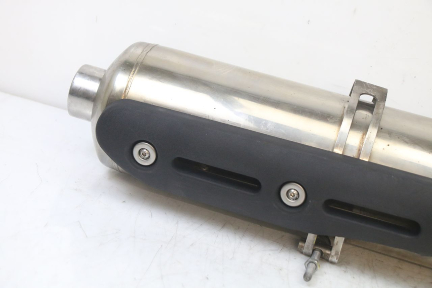 photo de ESCAPE PIAGGIO MP3 500 (2014 - 2017) - Detalle de la pieza
