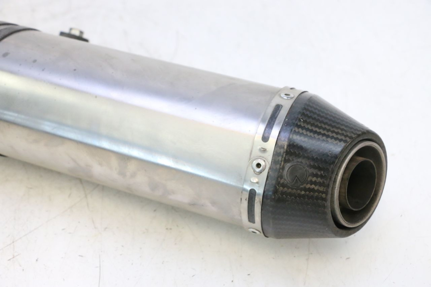 photo de ESCAPE CAN-AM SPYDER RS 1000 (2008 - 2012) - Características distintivas