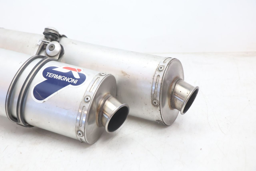 photo de ESCAPE DUCATI SS IE DS CARENEE 1000 (2002 - 2006) - Primer plano de alta resolución