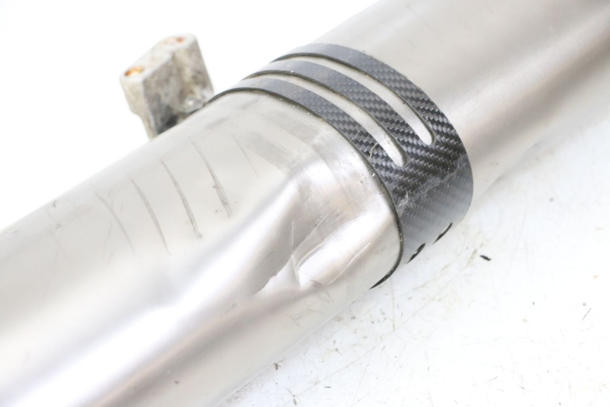 photo de ESCAPE KTM SUPERENDURO R 950 (2005 - 2009) - Zoom sobre los componentes