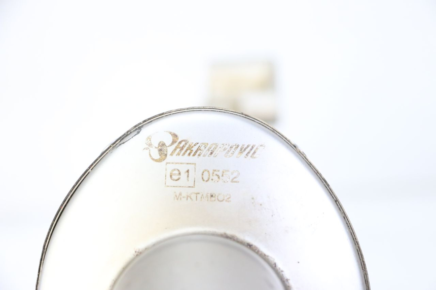 photo de ESCAPE KTM SUPERENDURO R 950 (2005 - 2009) - Marcados y referencias originales