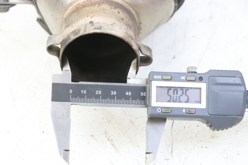 photo de ESCAPE SUZUKI SV S 650 (1999 - 2002) - Vista general del producto