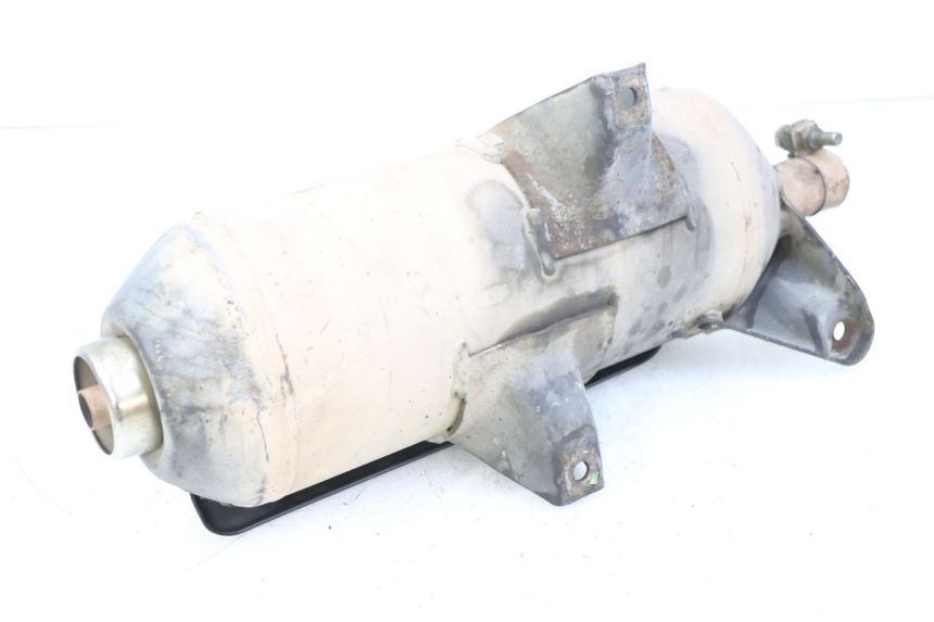 photo de ESCAPE PIAGGIO XEVO - X EVO 125 (2007 - 2017) - Detalles de los puntos de fijación