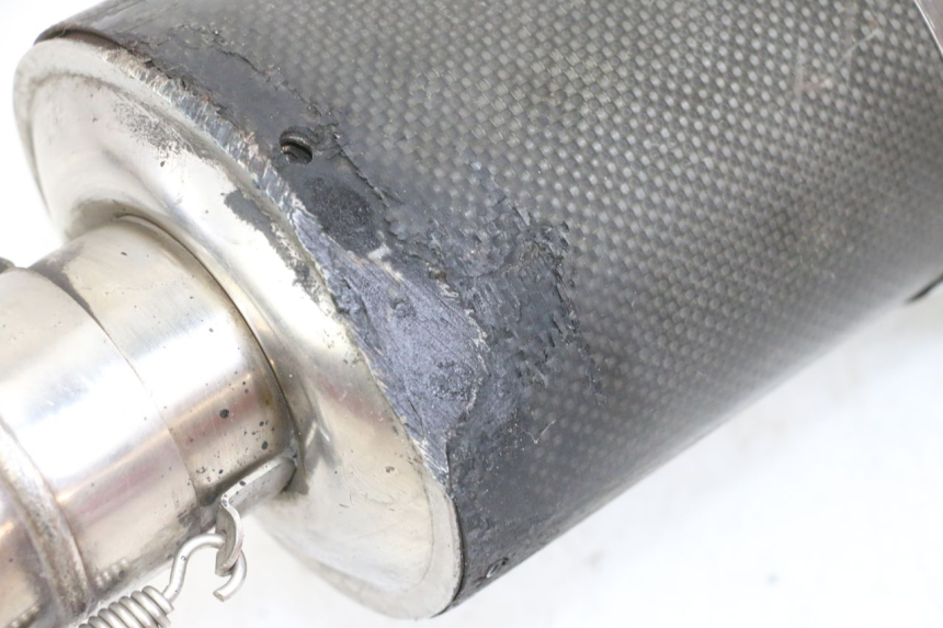 photo de ESCAPE YAMAHA FZS FAZER 600 (2001 - 2003) - Primer plano de alta resolución