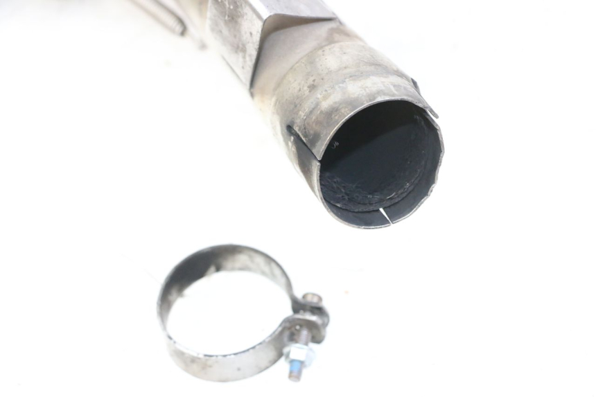 photo de ESCAPE YAMAHA FZS FAZER 600 (2001 - 2003) - Primer plano técnico