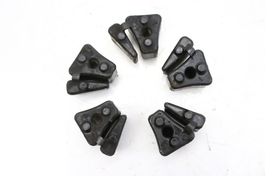 photo de SILENTBLOC CORONA HONDA CBF 500 (2004 - 2007) - Otra perspectiva