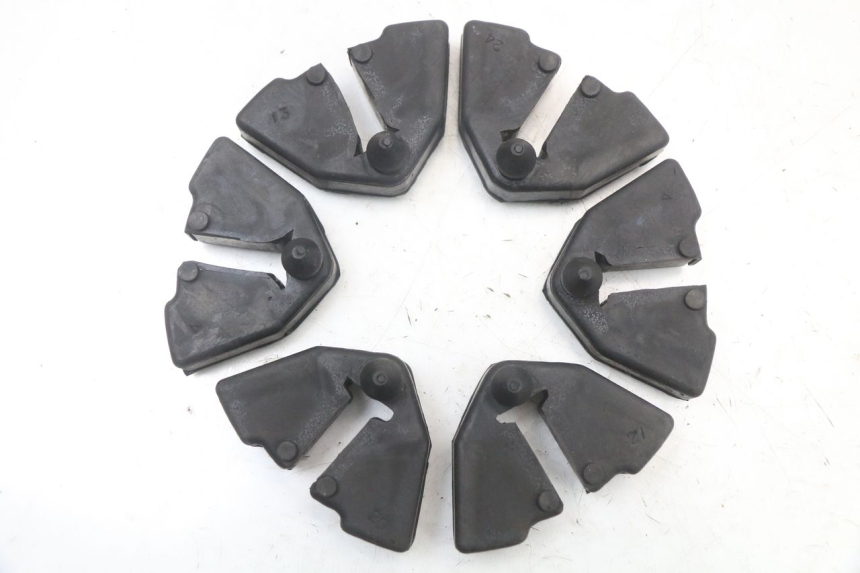 photo de KETTENRAD SILENTBLOCK SUZUKI GSX E 250 (1982 - 1983) - Vista principal