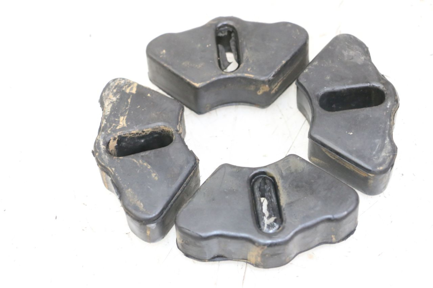 photo de KETTENRAD SILENTBLOCK REGAL RAPTOR RAXTER 2 125 (2007 - 2015) - Detalle de la pieza