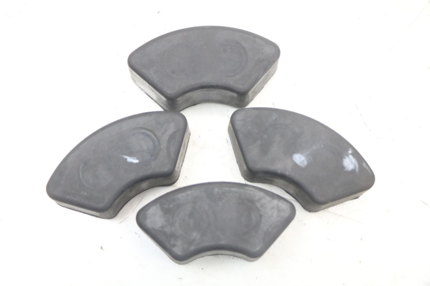 photo de KETTENRAD SILENTBLOCK ROYAL ENFIELD CONTINENTAL GT 650 (2019 - 2024) - Otra perspectiva