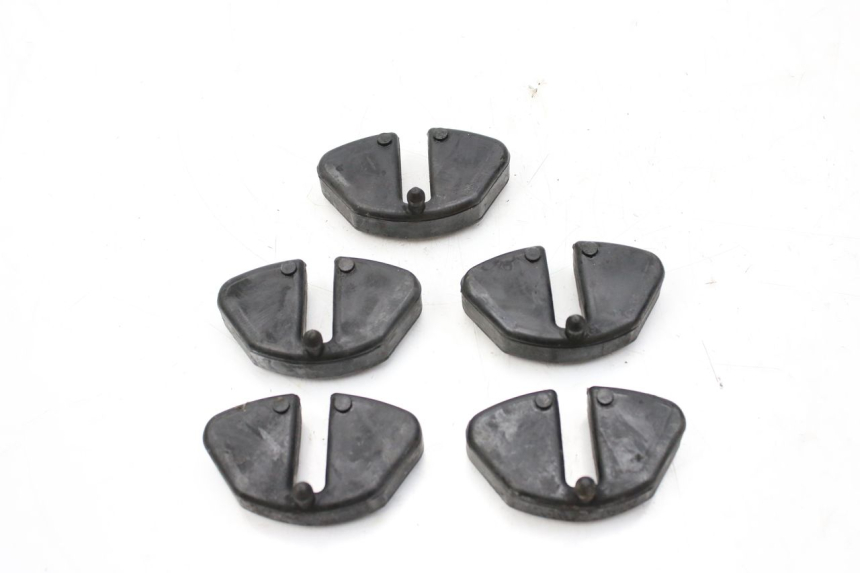 photo de SILENTBLOC CORONA SUZUKI SV S 650 (1999 - 2002) - Primer plano técnico