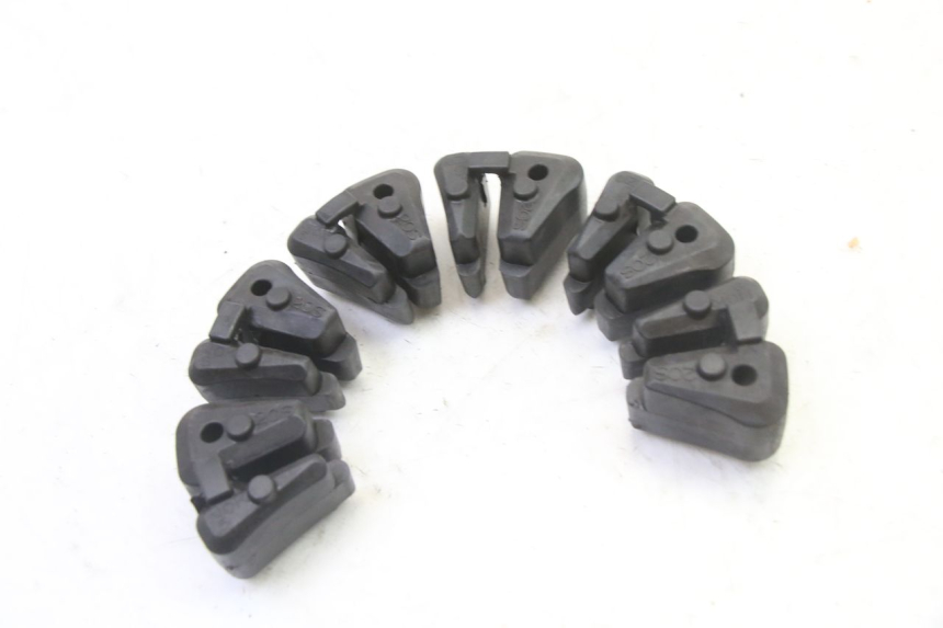 photo de KETTENRAD SILENTBLOCK YAMAHA XJ6 ABS 600 (2008 - 2016) - Otra perspectiva