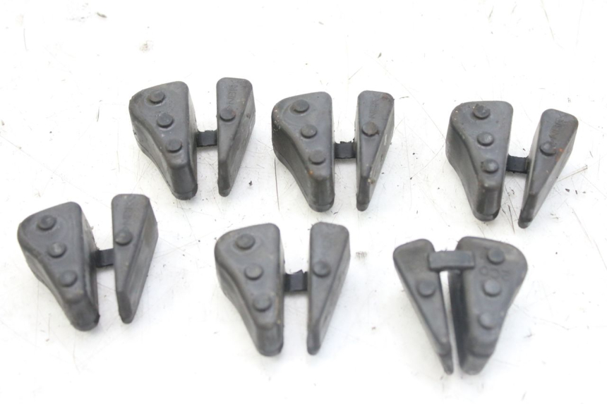 photo de SILENTBLOC CORONA YAMAHA YZF R1 1000 (2007 - 2008) - Detalle de la pieza