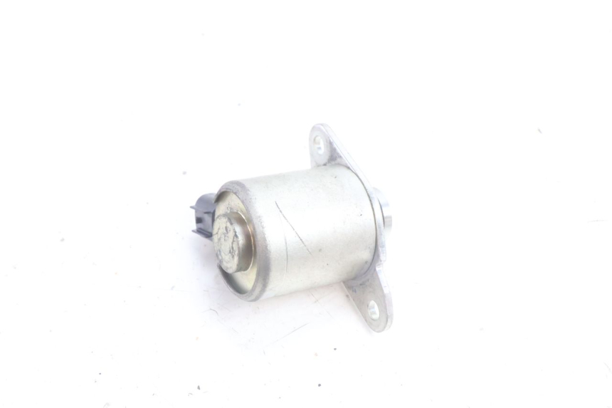 photo de SOLENOIDE DE DESCOMPRESIÓN AUTOMÁTICA YAMAHA N-MAX NMAX 125 (2021 - 2024) - Otra perspectiva