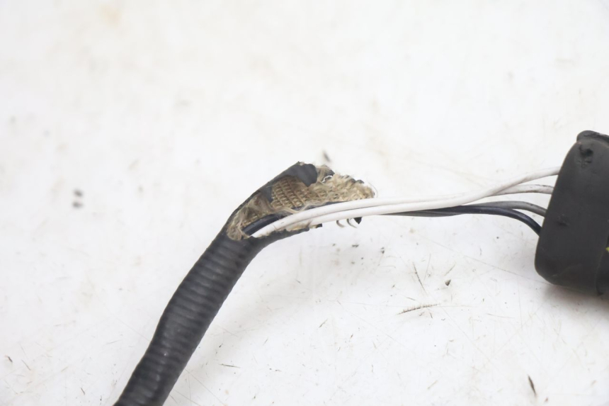 photo de SONDA LAMBDA GILERA GP 800 (2007 - 2013) - Zoom estado de uso