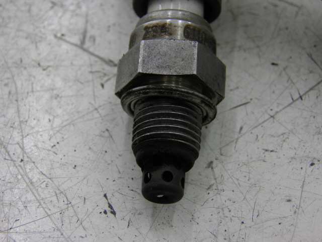 photo de SONDA LAMBDA HONDA NHX LEAD 110 (2008 - 2010) - Primer plano técnico