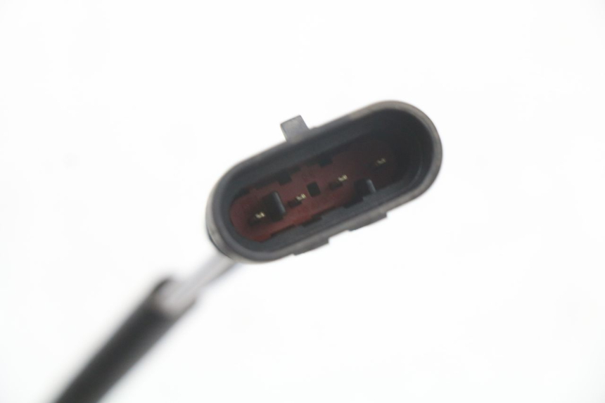 photo de SONDA LAMBDA MOTO GUZZI NORGE 8V GT 1200 (2011 - 2016) - Primer plano técnico