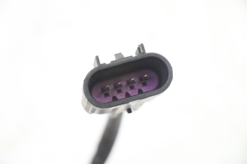 photo de SONDA LAMBDA PEUGEOT SATELIS 125 (2013 - 2018) - Primer plano técnico