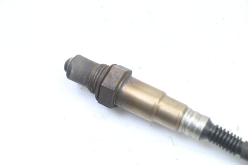 photo de SONDA LAMBDA PEUGEOT SATELIS 250 (2006 - 2012) - Otra perspectiva