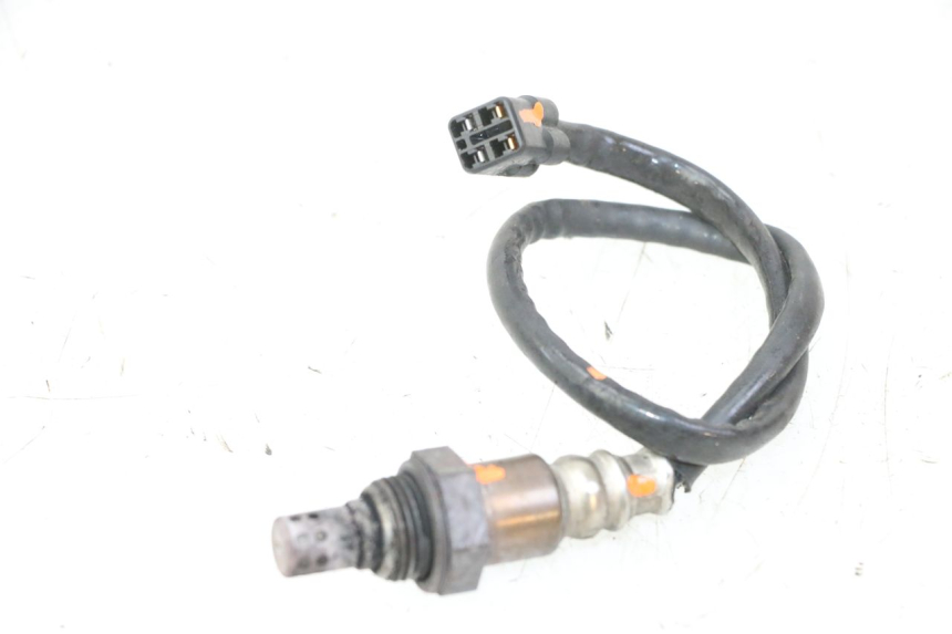 photo de SONDA LAMBDA YAMAHA XMAX X-MAX 125 (2006 - 2009) - Primer plano técnico