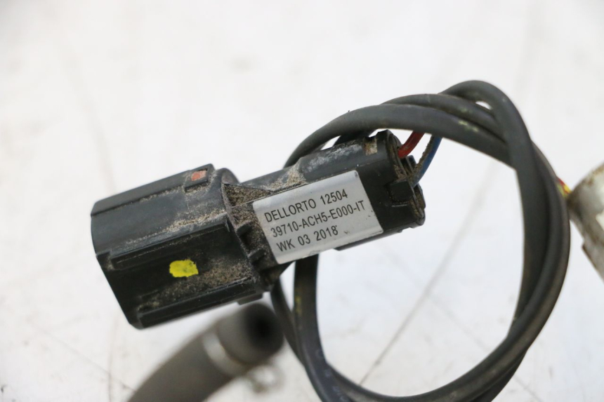 photo de SENSOR DE PRESIÓN DE AIRE KYMCO AGILITY 4T 50 (2018 - 2022) - Zoom estado de uso