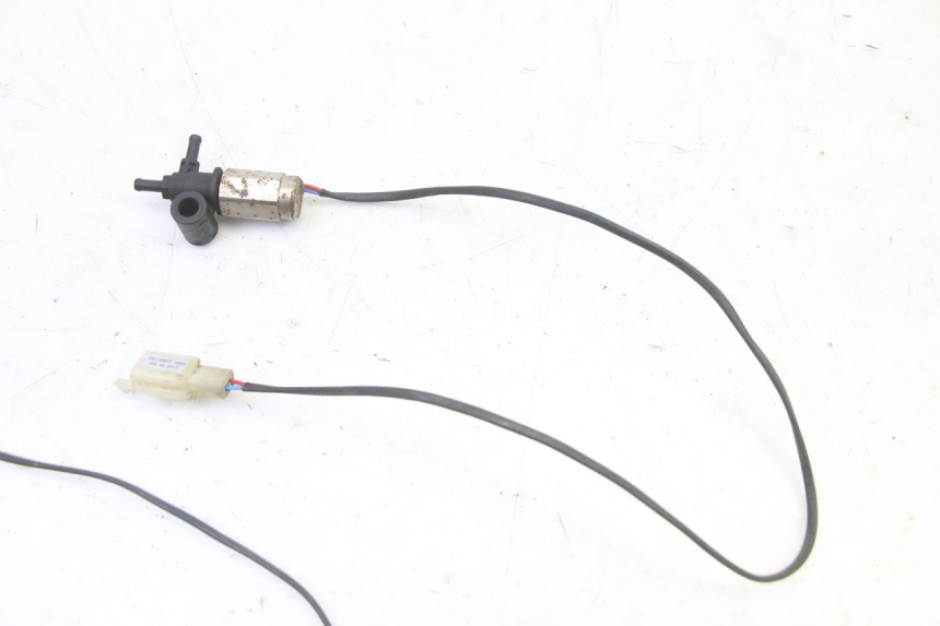 photo de SENSOR PRESION AIRE TNT MOTOR BOSTON 4T 50 (2018 - 2025) - Primer plano técnico