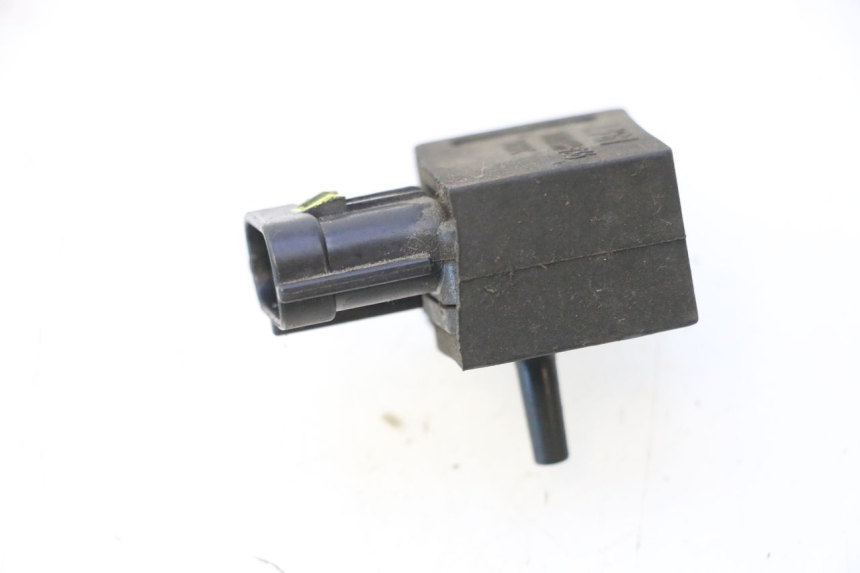 photo de SENSOR DE PRESIÓN DE AIRE SUZUKI BURGMAN 125 (2007 - 2014) - Zoom estado de uso