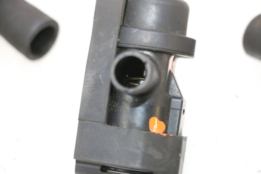 photo de SONDA DE PRESIÓN DE AIRE KAWASAKI ER-6 ER6 F ABS 650 (2012 - 2016) - Otra perspectiva