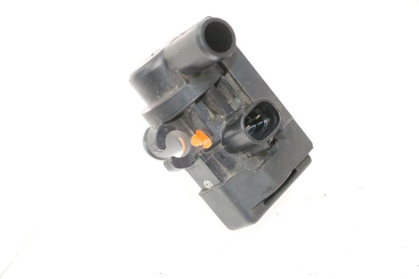 photo de SENSOR PRESION AIRE KAWASAKI ER-6 ER6 N 650 (2005 - 2009) - Otra perspectiva