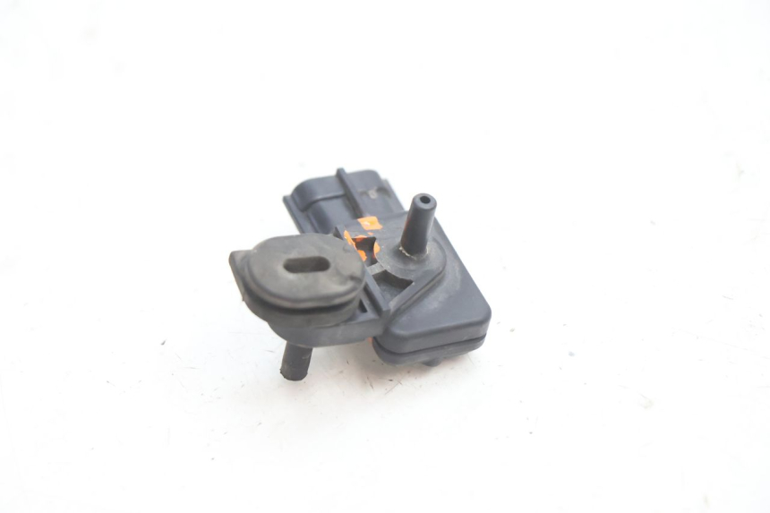 photo de SENSOR PRESION AIRE KAWASAKI ER-6 ER6 N 650 (2005 - 2009) - Detalle de la pieza