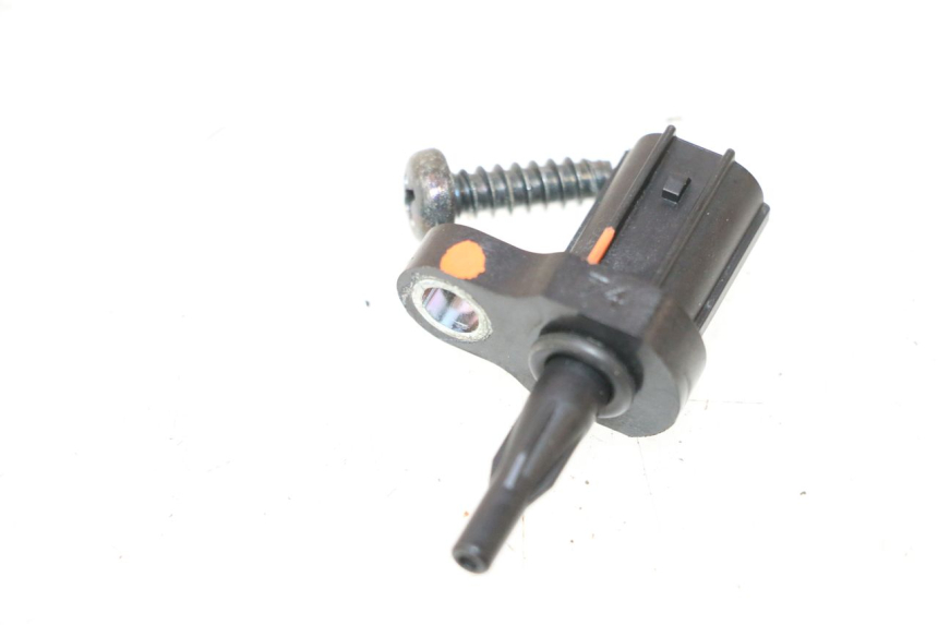 photo de SENSOR PRESION AIRE KAWASAKI ER-6 ER6 N 650 (2005 - 2009) - Vista principal