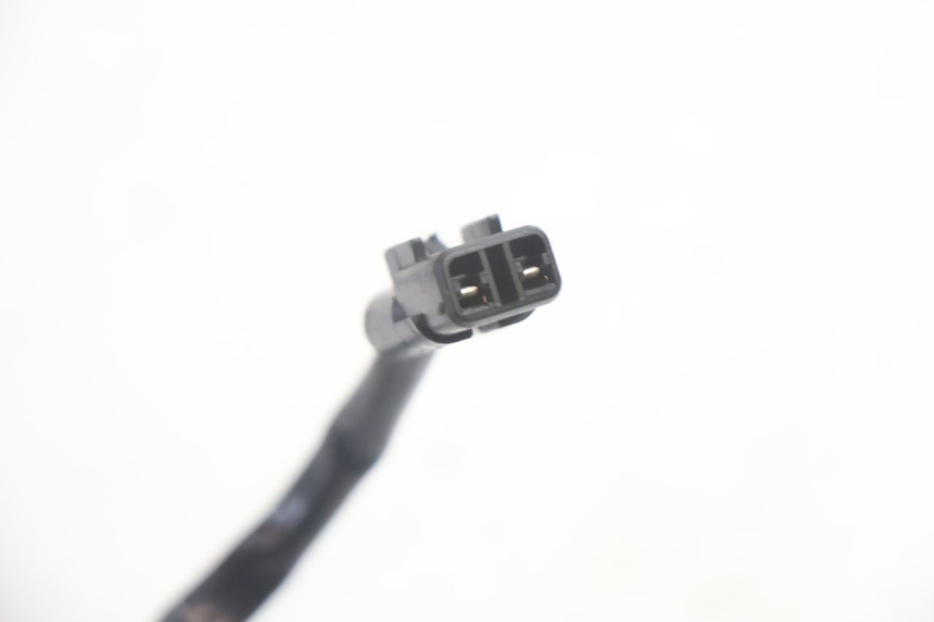 photo de SENSOR PRESION AIRE HONDA FES S-WING SWING ABS 125 (2007 - 2015) - Primer plano técnico